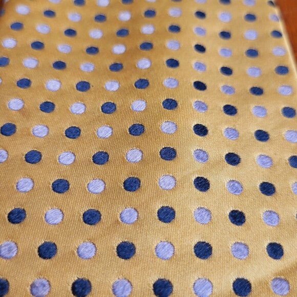 Croft and Barrow ~ Polka Dot Necktie ~ Excellent Condition - Picture 4 of 8